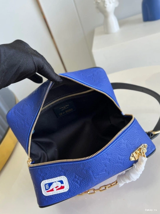 VUITTON DOPP LOUIS KIT 0725